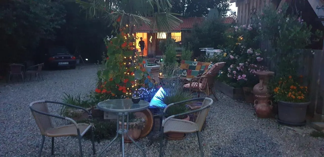 Bed and Breakfast Chrom Ranch Reiterhof à Memmingen Couette-café