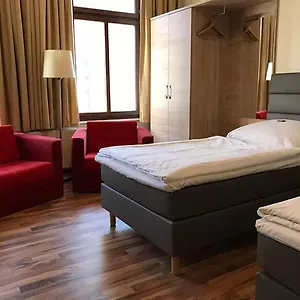 La Maison City-messe-arena Boardinghouse - Kontaktloser Self Check-in Köln