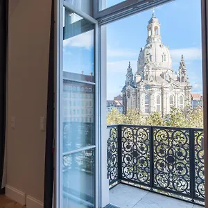 Luxury / 3-raum-suite An Der Frauenkirche / 4 Dresden